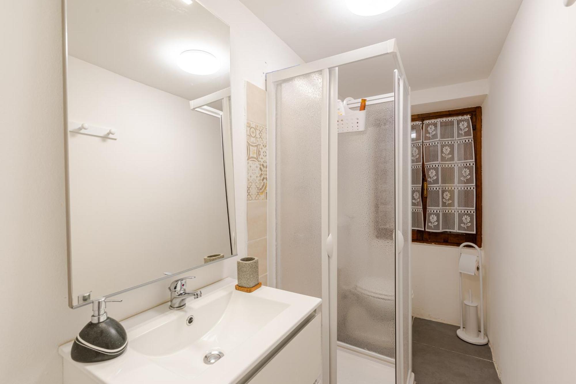Zen Studio In The Center With Free Parking And 24Hours Automatic Check-In Casale Monferrato Exterior foto